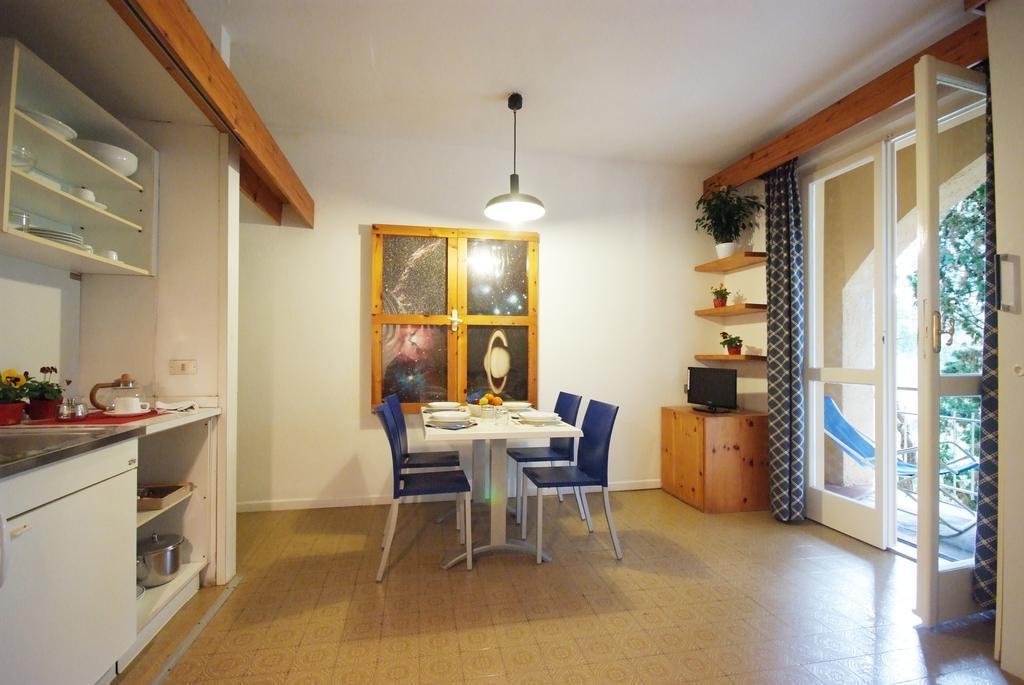 Residence Golfo Della 拉科纳 客房 照片