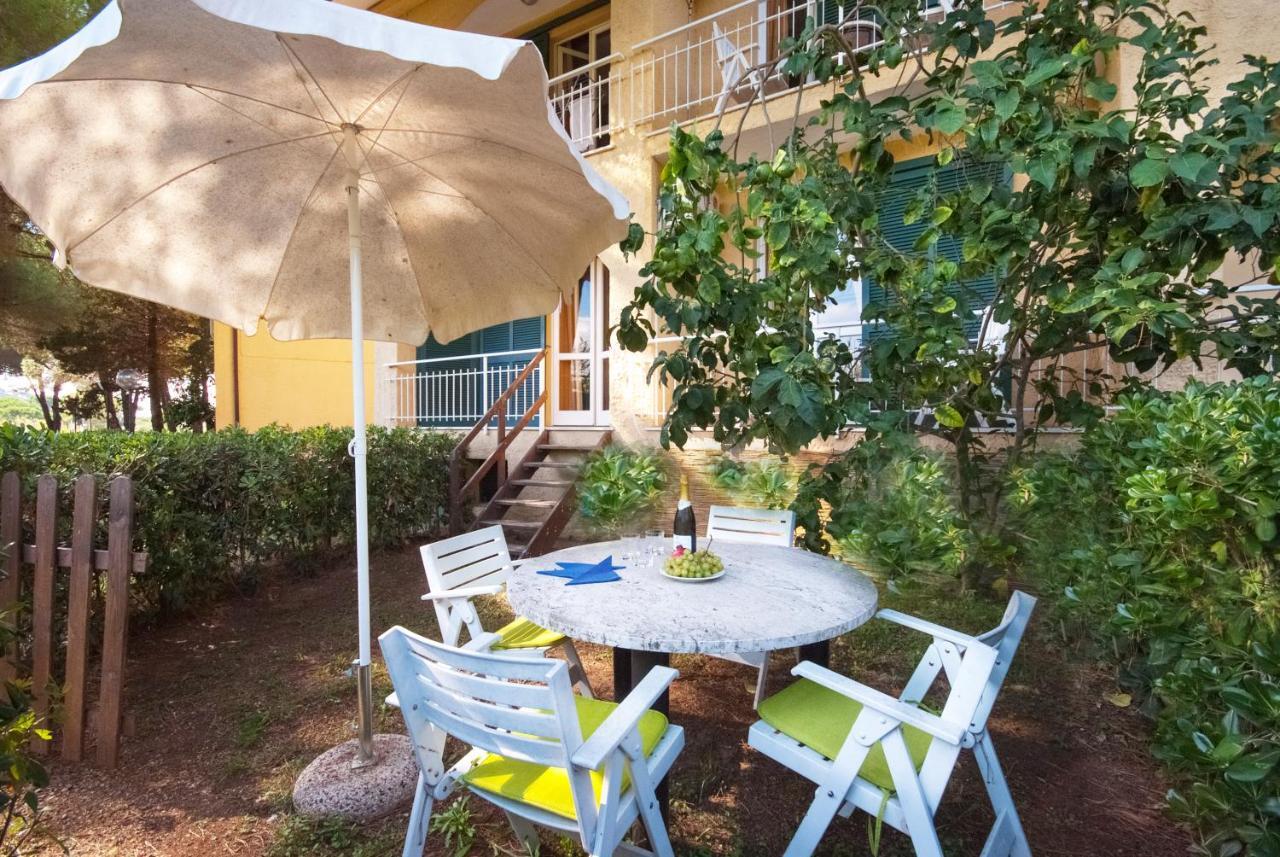 Residence Golfo Della 拉科纳 外观 照片