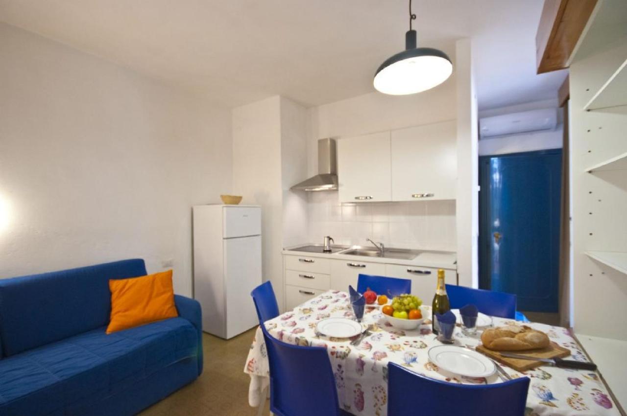 Residence Golfo Della 拉科纳 外观 照片
